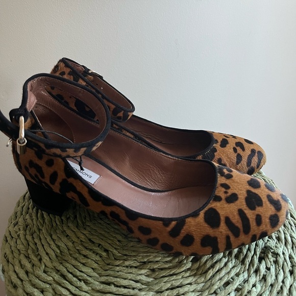 Tabitha Simmons Martha Leopard Calf Hair Ankle Strap Shoes (36.5 EU) - Picture 4 of 11